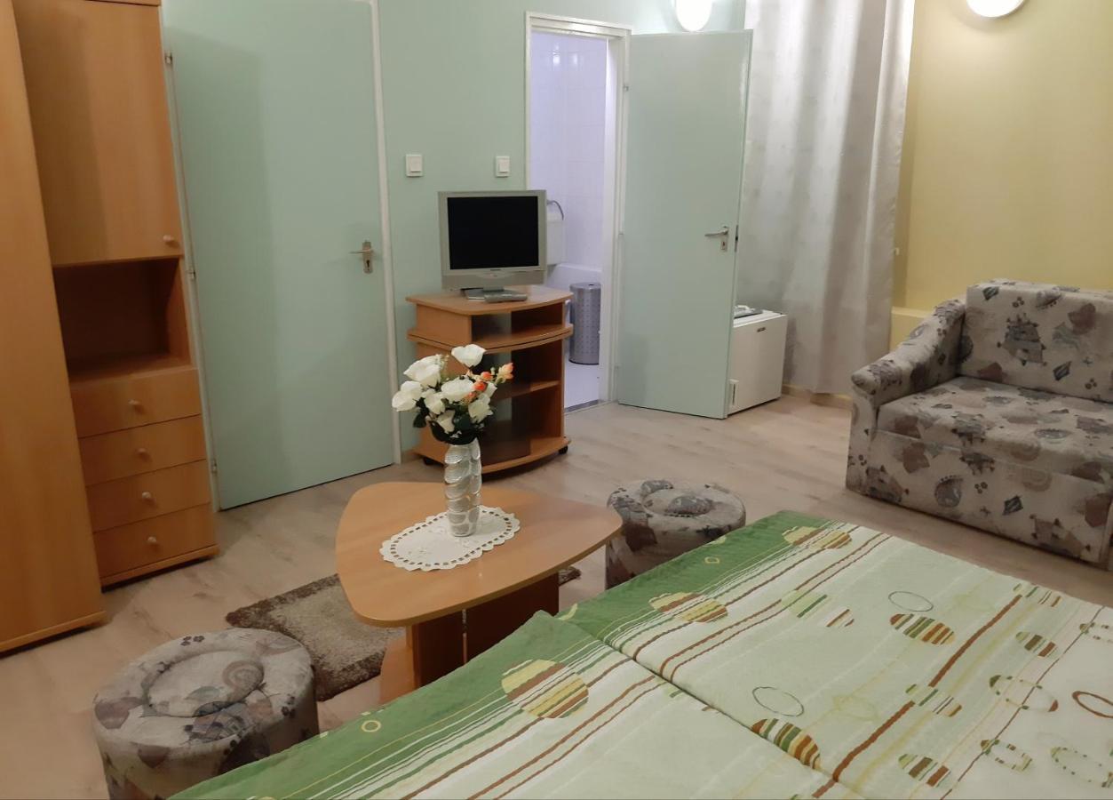 Panorama Szallas Miskolc Exterior foto