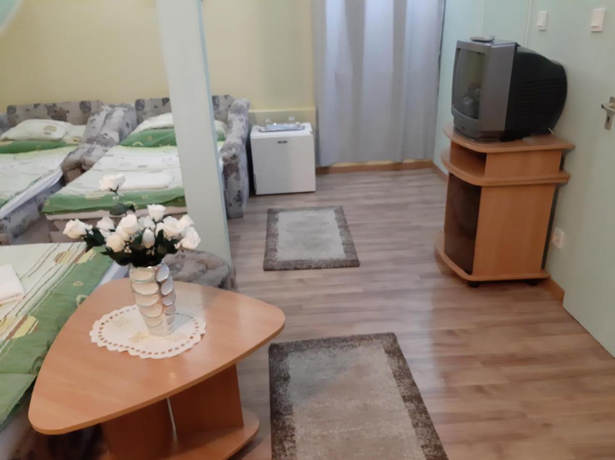 Panorama Szallas Miskolc Exterior foto