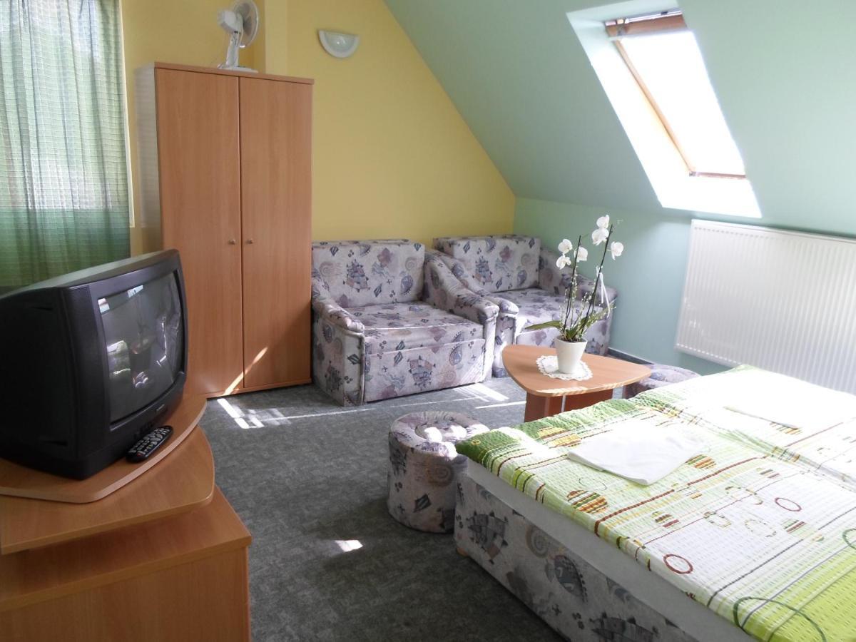 Panorama Szallas Miskolc Exterior foto