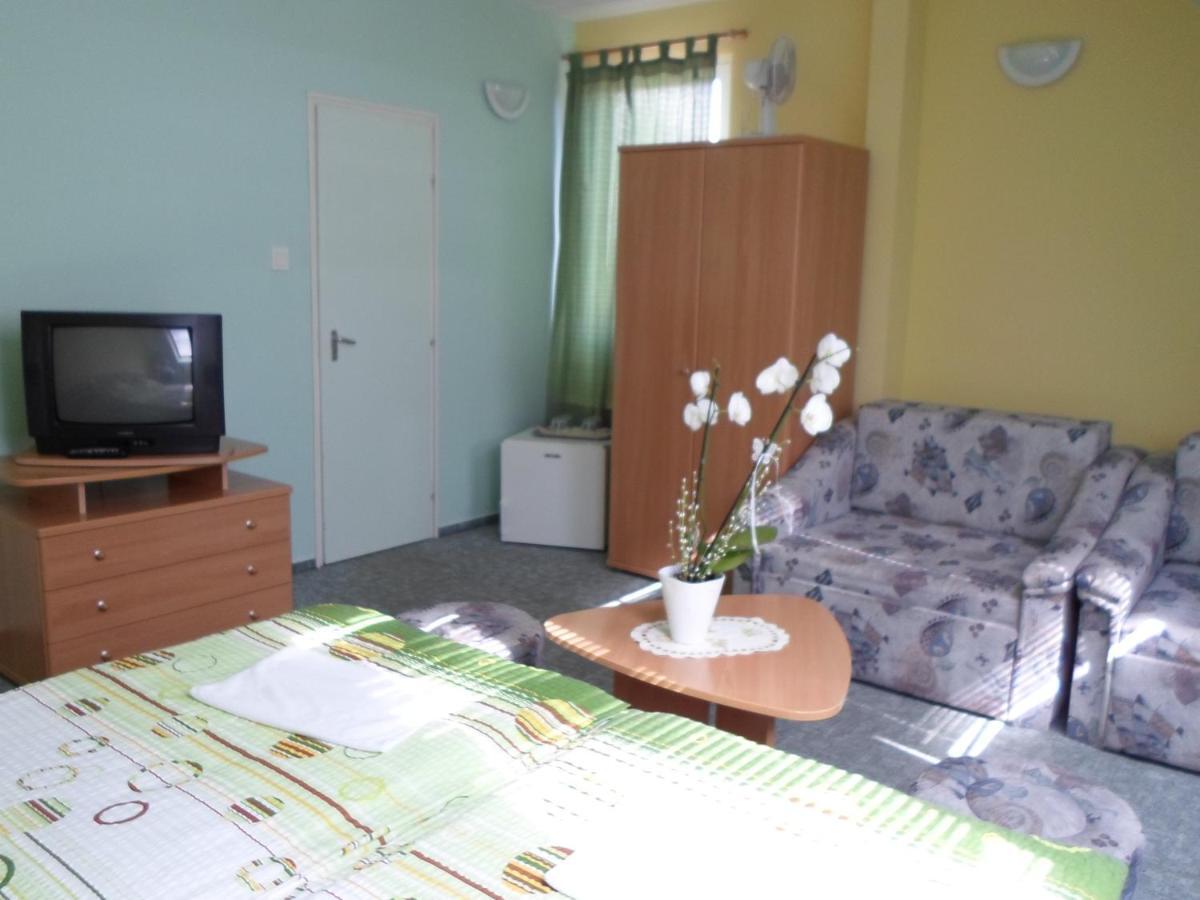 Panorama Szallas Miskolc Exterior foto